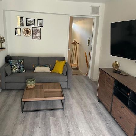 Appartement en rez de jardin tout équipé Fleurance Esterno foto