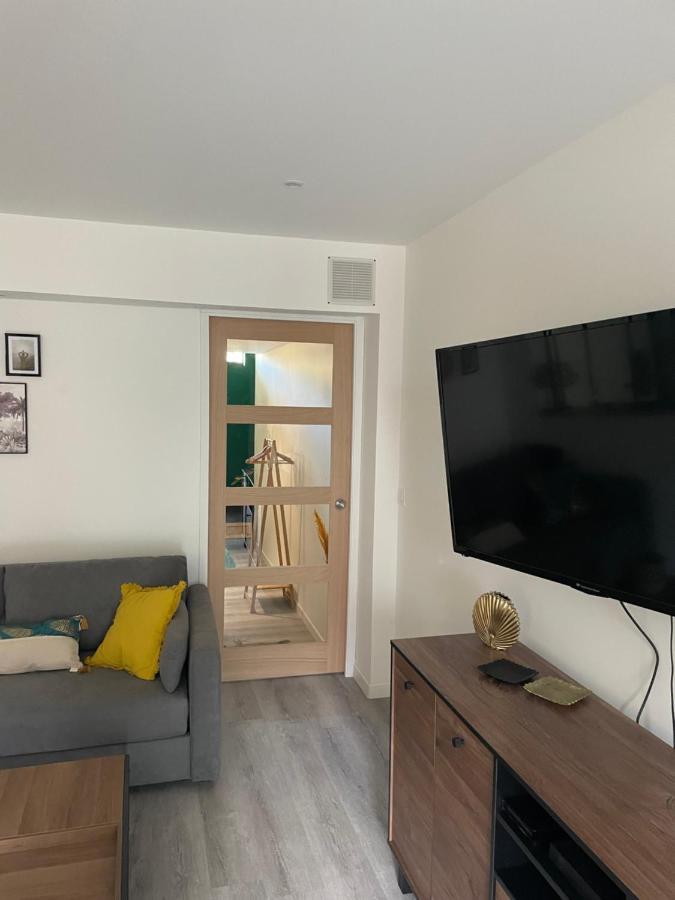 Appartement en rez de jardin tout équipé Fleurance Esterno foto